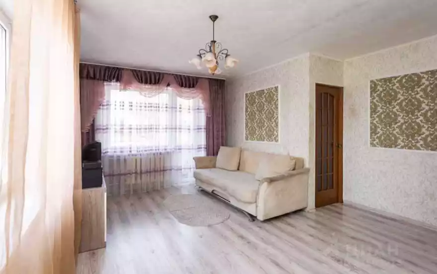 Московский пр-кт, 135