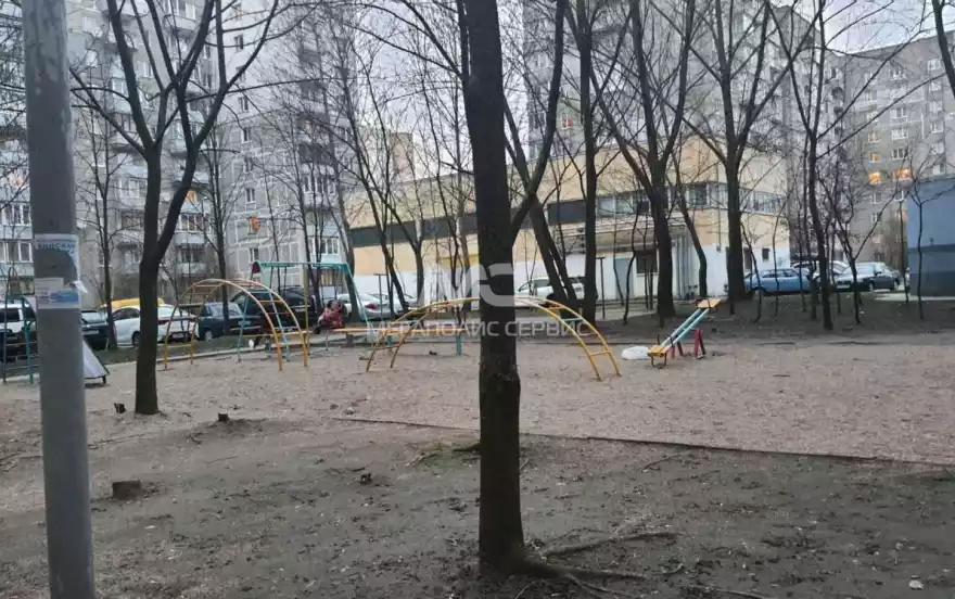 Гайдара улица, 145