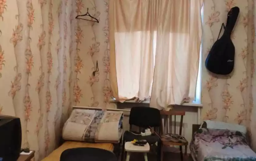 Благодатная улица, 40