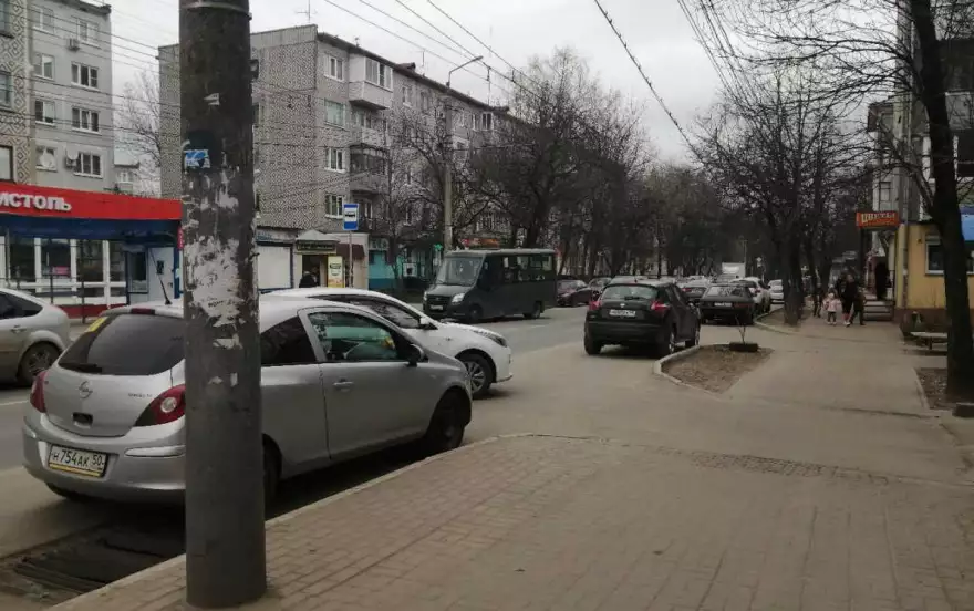 Маршала Жукова улица, 6