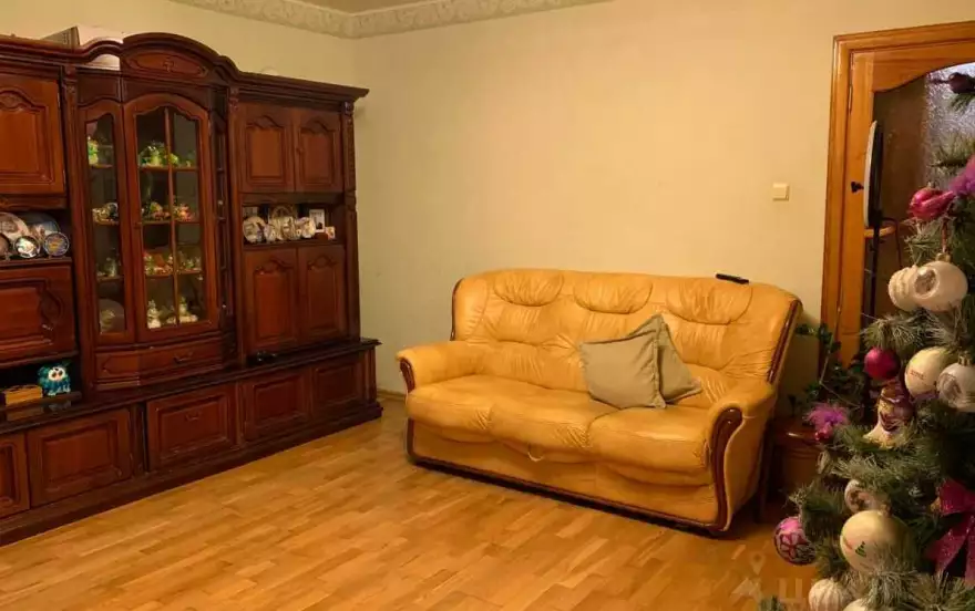Пригородная улица, 42