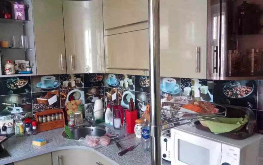 9 Января улица, дом 233 б