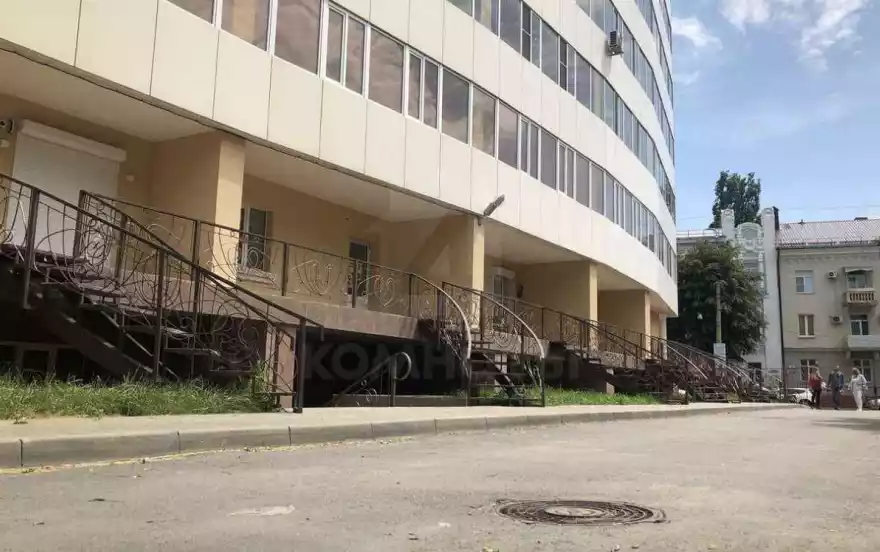 Дзержинского улица, дом 4