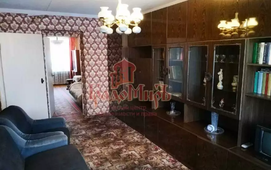 Клементьевская улица, 76/10
