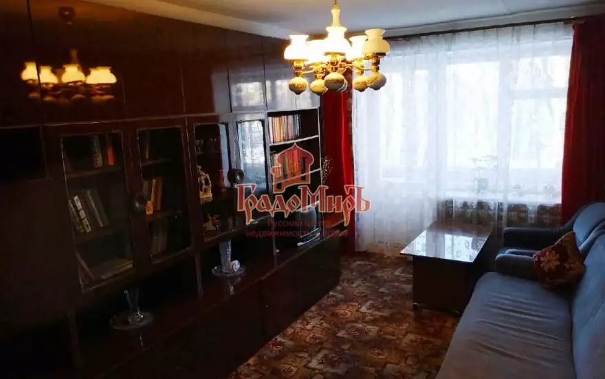 Клементьевская улица, 76/10