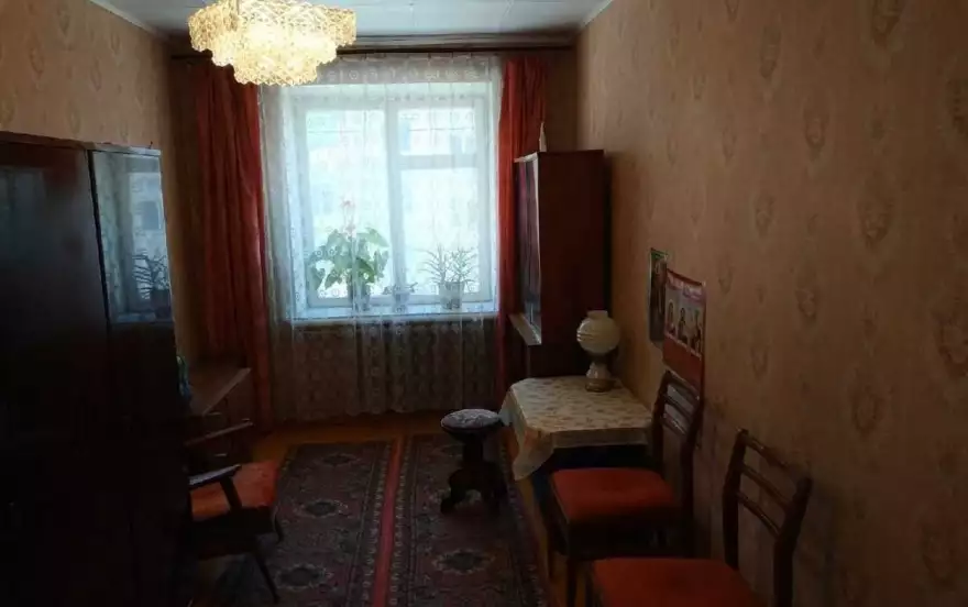 Клементьевская улица, 76/10