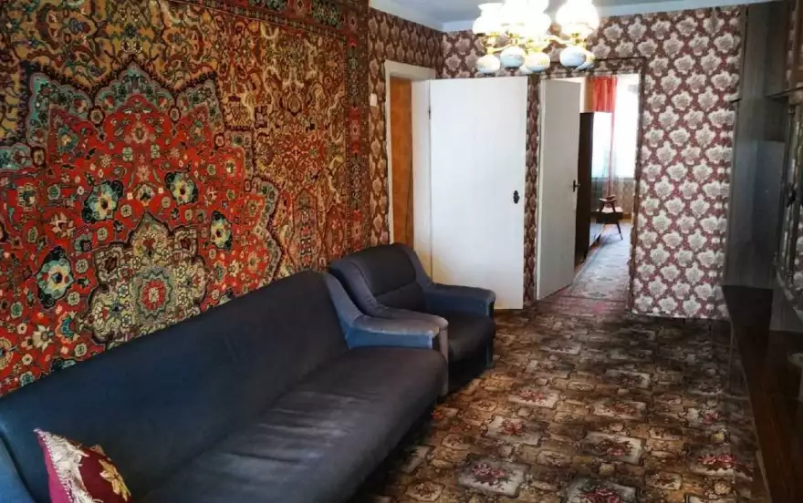 Клементьевская улица, 76/10
