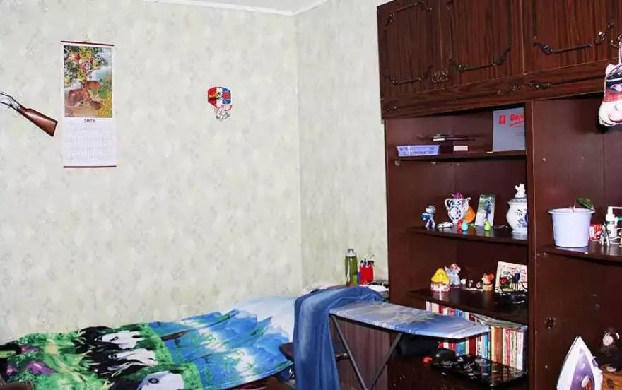 Космонавтов улица, 24