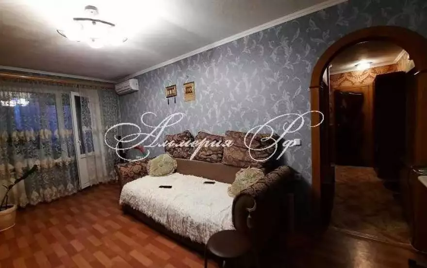 Добровольского, 8