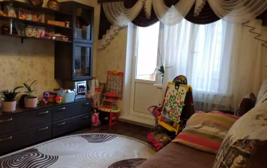Стаханова улица, 8