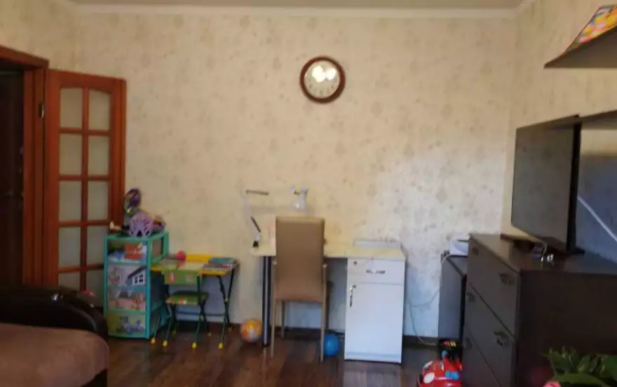 Стаханова улица, 8