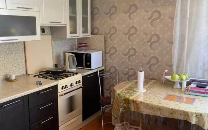 Варшавская улица, 108