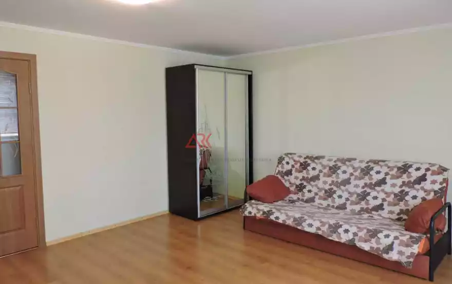 Старшинова б-р, 21А