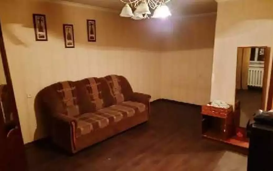 Ворошилова, 64