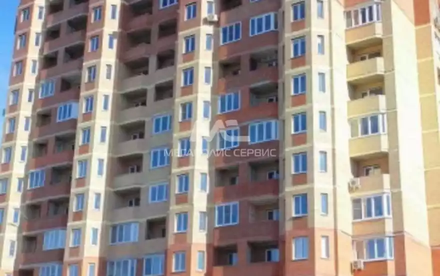 Школьная улица, 38