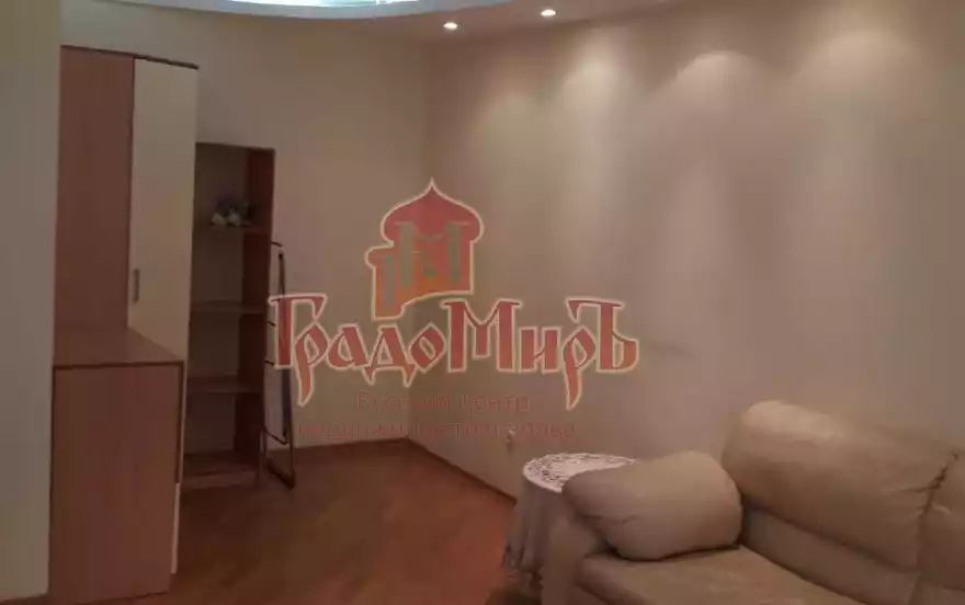 Космонавтов пр-кт, 37а