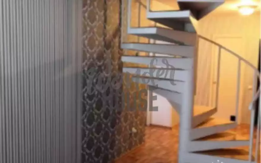 Николая Чаплина улица, 130