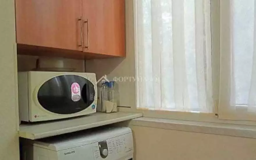 Стахановская улица, 7