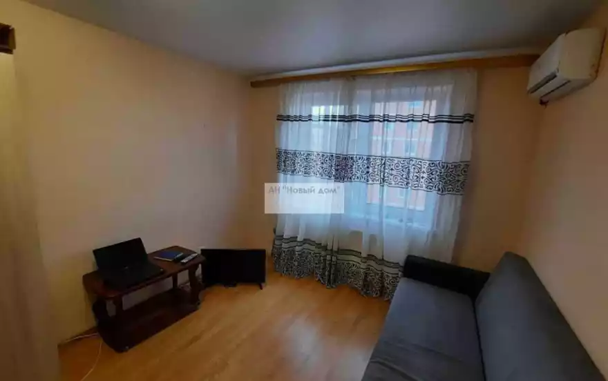 имени Сергея Есенина улица, 57