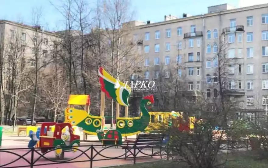 Московский пр-кт, 195