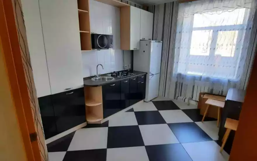 Стопани улица, 32