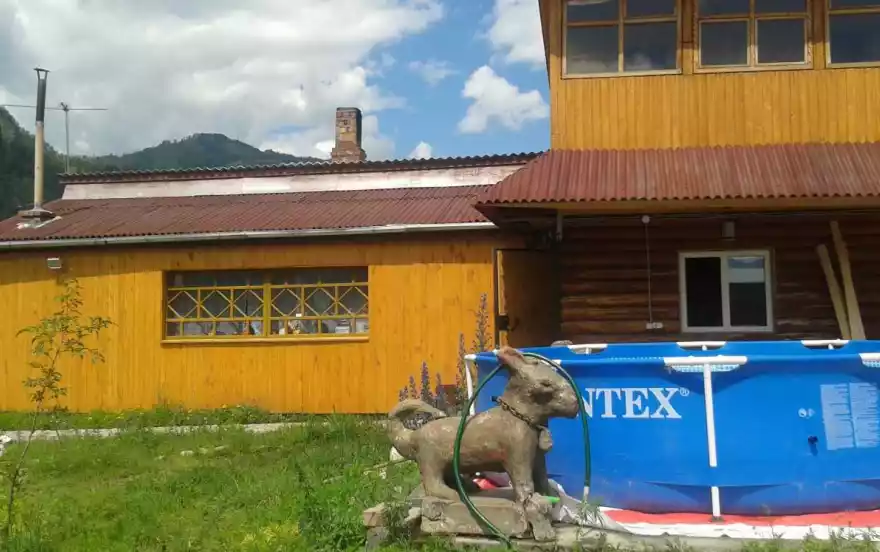 Лазурная улица, 15