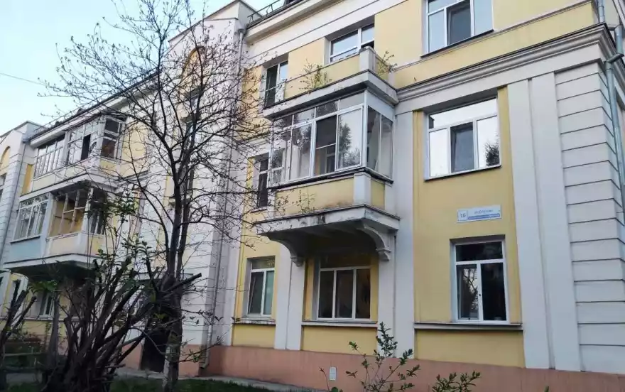 улица Кутузова, 10