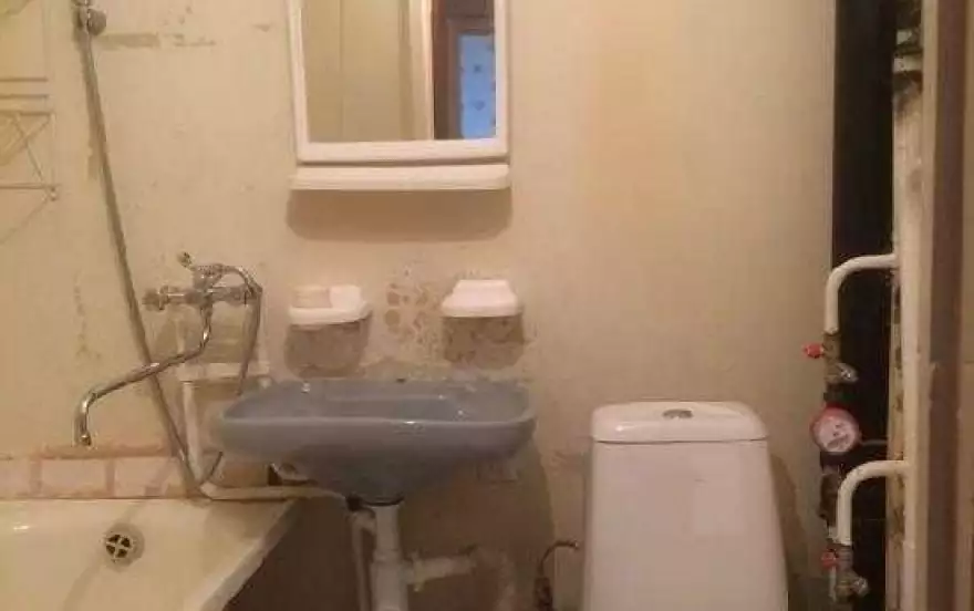Автостроителей, 4