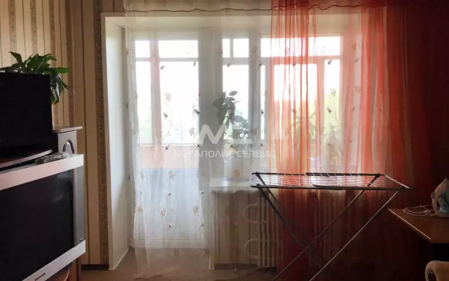 Мира улица, 18