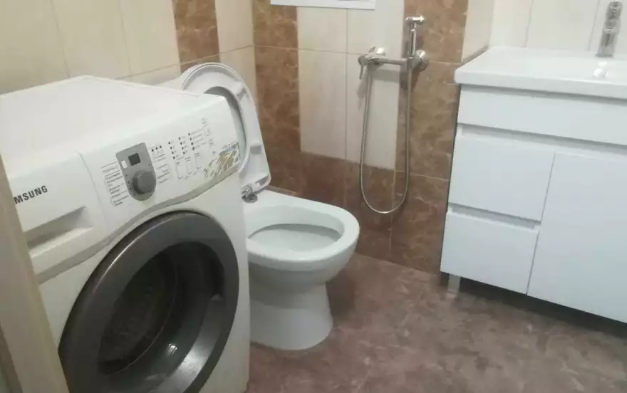 Андрея Белого улица, 1