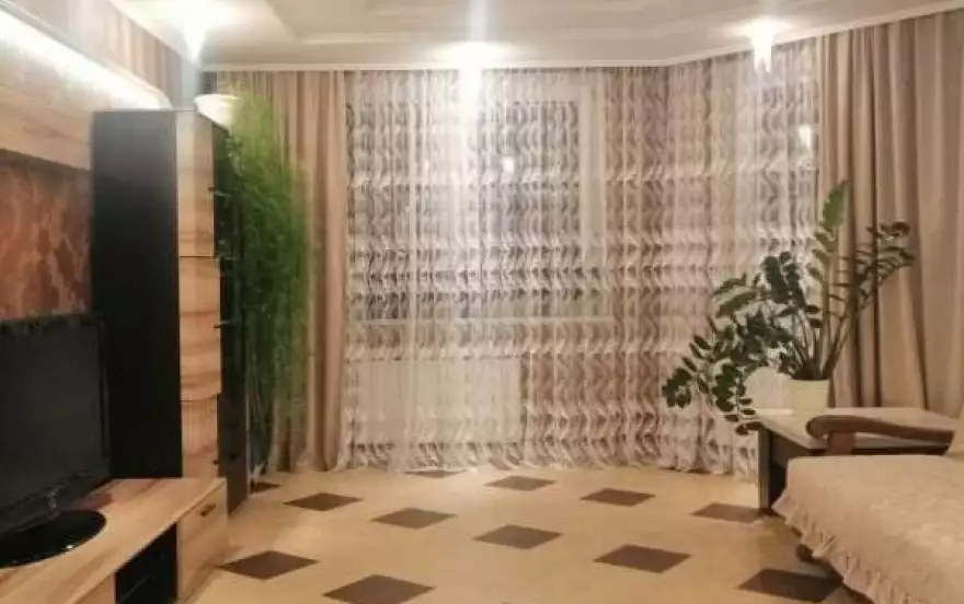 Земская улица, 1