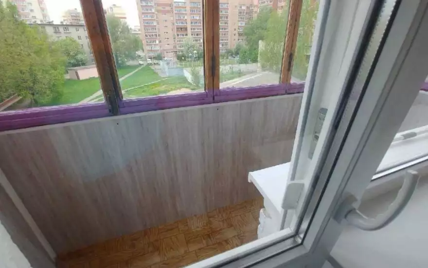 Дзержинского улица, 6