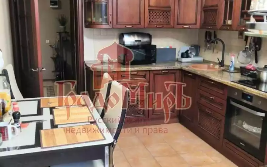 Оранжерейная улица, 15