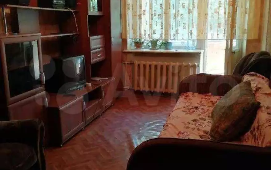 Валентины Терешковой улица, 34/3