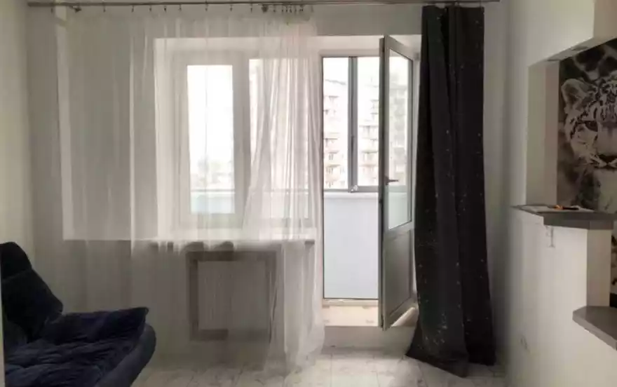 Славы пр-кт, 51