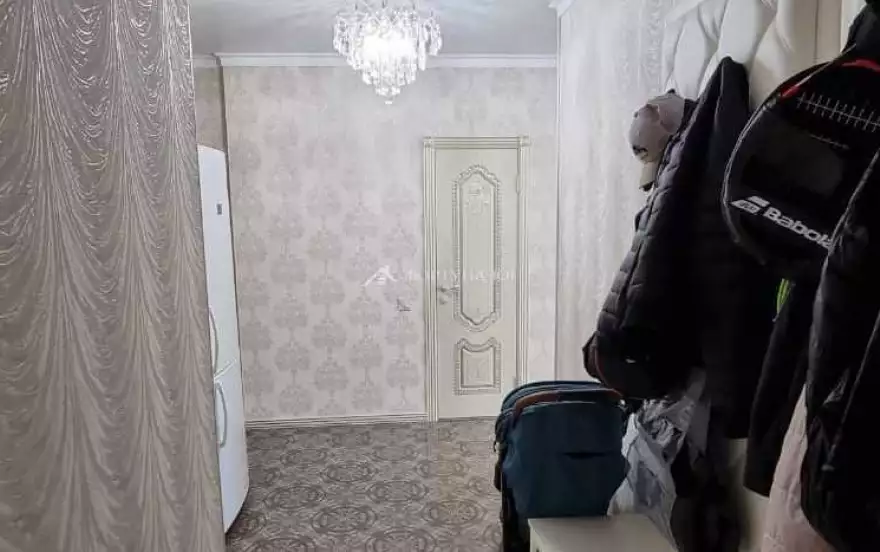Крестьянская ул, 27