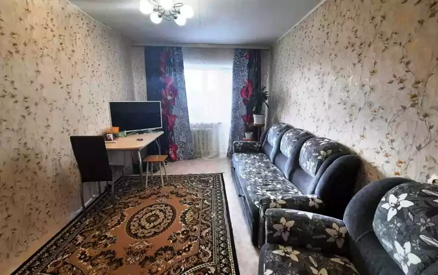 проспект Вагоностроителей, 64