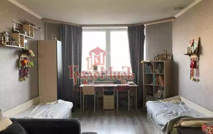 Школьная улица, 14