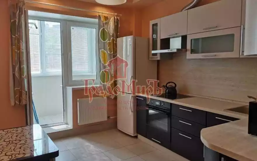 Космонавтов улица, 56