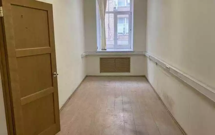 Шлюзовая наб, 8