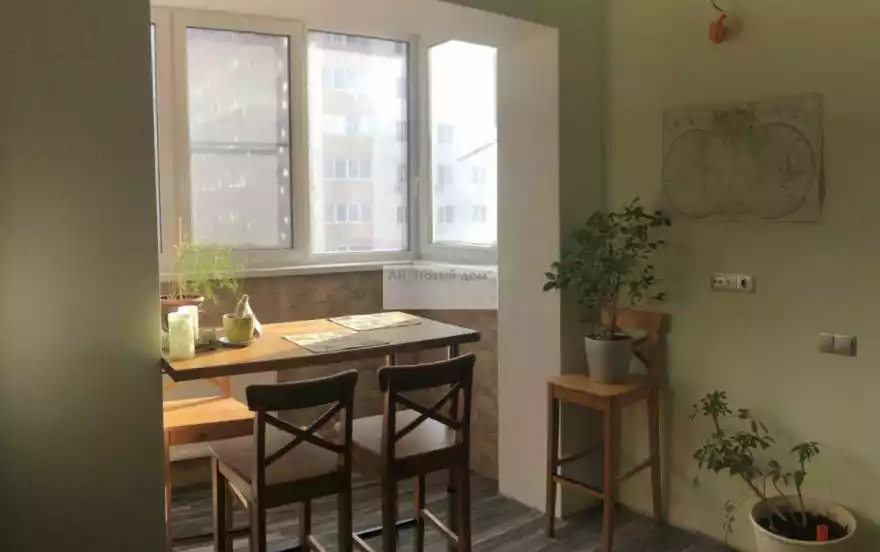 Домбайская улица, 12