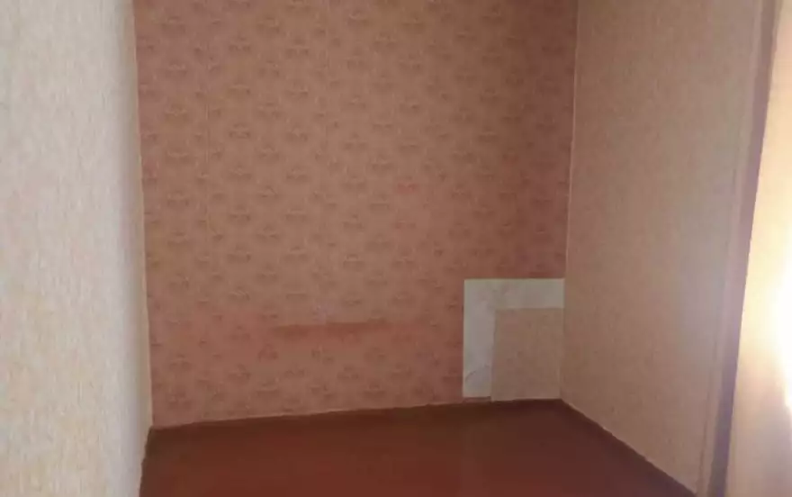 Мира улица, 8