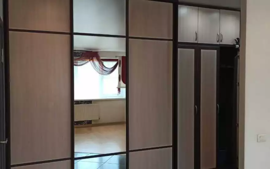 Стопани улица, 32