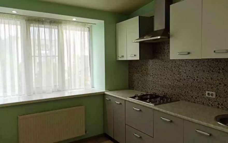 Стопани улица, 32