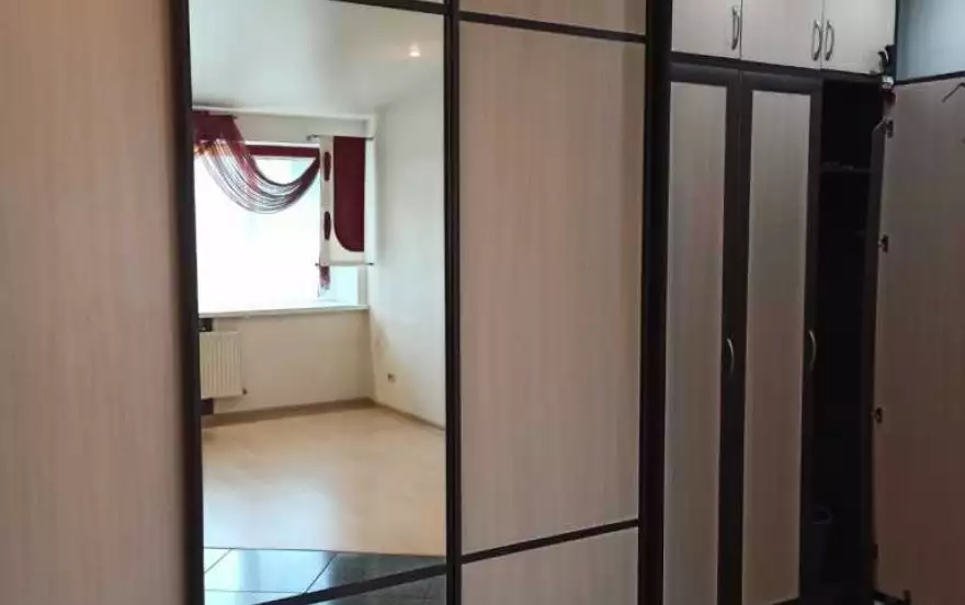 Стопани улица, 32