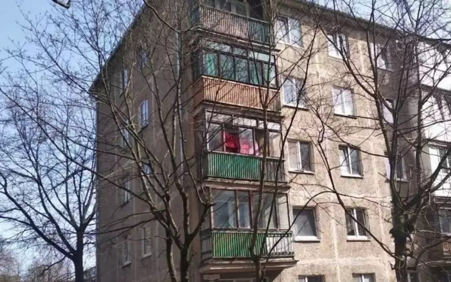 9 Апреля улица, 74