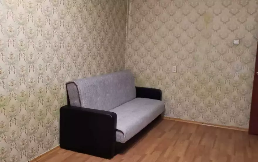 Белградская улица, 32
