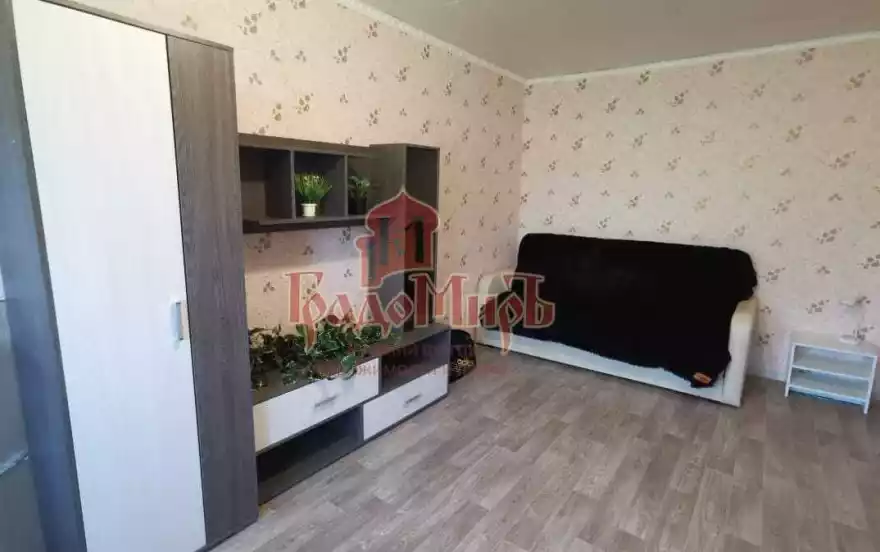 Космонавтов улица, 20