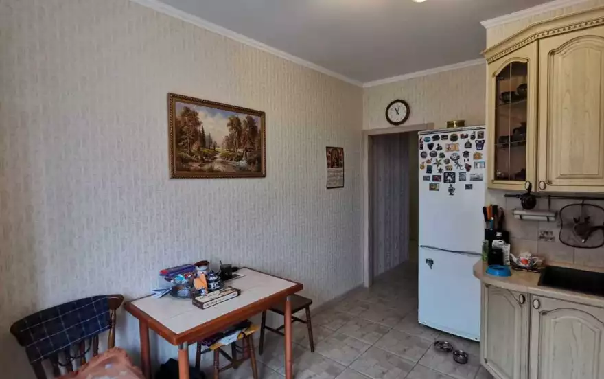 Главная улица, 4