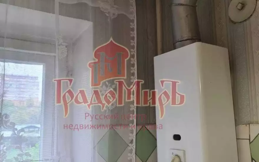 Надсоновская улица, 21